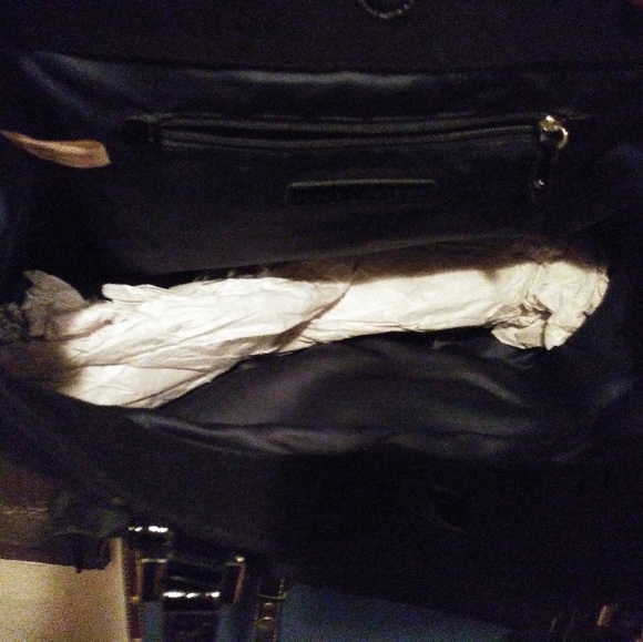 Purse - Picture 3 of 7